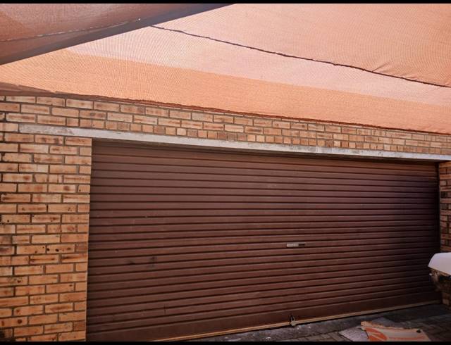 4 BEDROOM HOUSE FOR SALE IN BO-DORP